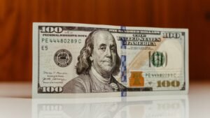 Dividend Growth vs. High Yield: What Morningstar’s 2026 Data Shows Is Actually Working