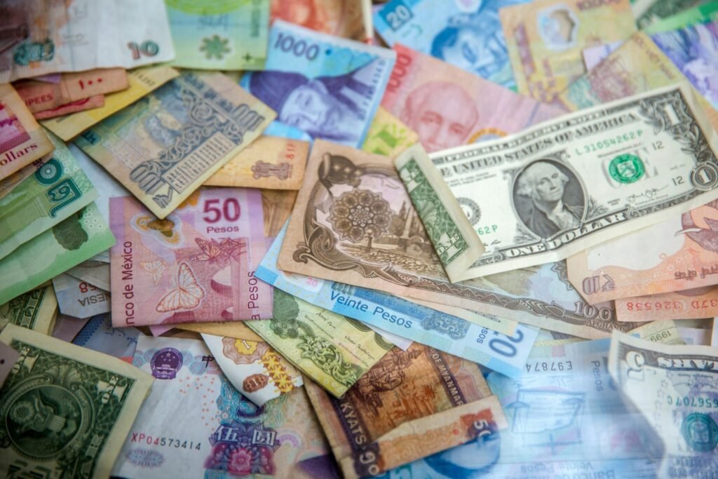 Currency Hedging Explained: What International Investors Need to Know